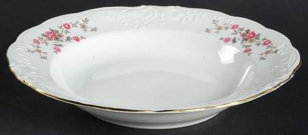 Rosebud Rim Soup Bowl