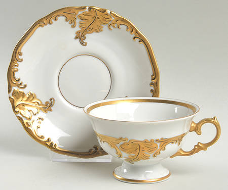 Footed Cup & Saucer Set