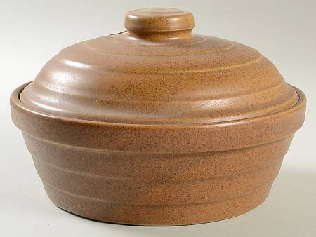 WNS2 2 Qt Round Covered Casserole