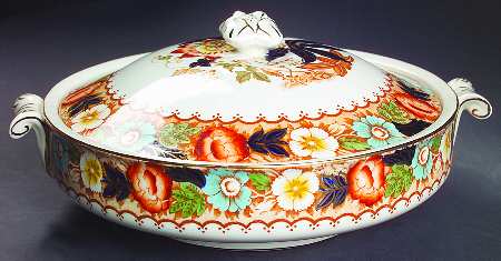 The Alhambra Round Covered Vegetable