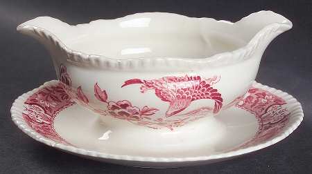 Aquila Pink Gravy Boat with Attached Underplate