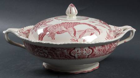 Aquila Pink Round Covered Vegetable