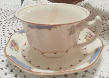 Basford Flat Cup & Saucer Set