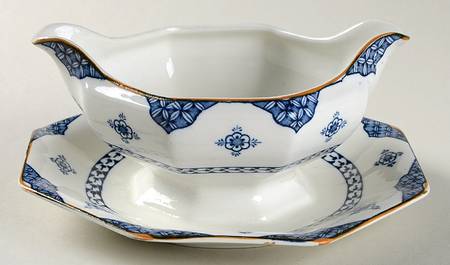 Blue Bombay Gravy Boat with Attached Underplate