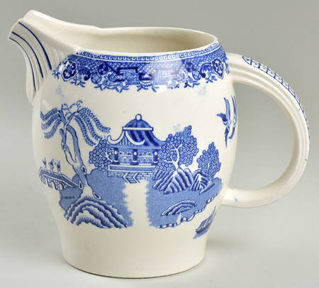 Blue Willow (Older) 32 Oz Pitcher