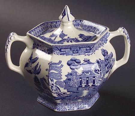Blue Willow (Older) Sugar Bowl & Lid