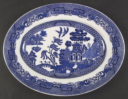 Blue Willow (Older) 14" Oval Serving Platter