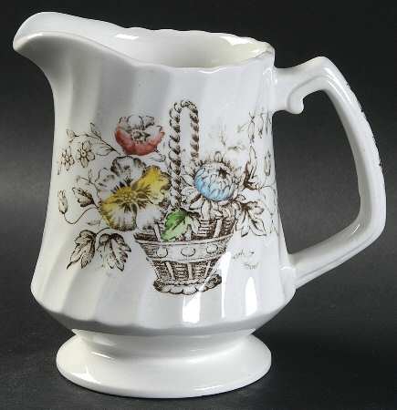 Bouquet Creamer