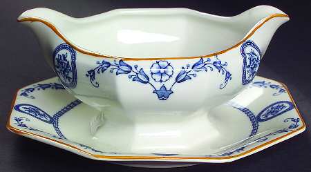 Broadmoor Blue Gravy Boat with Attached Underplate