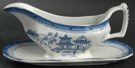 Canton Blue Gravy Boat with Attached Underplate