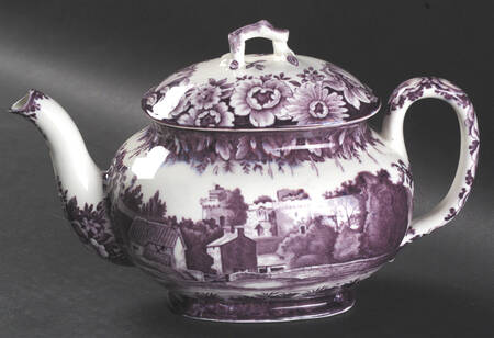Castles Purple Teapot & Lid