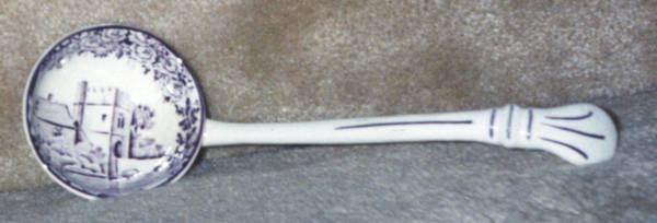 Castles Purple Tureen Ladle
