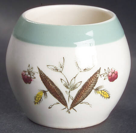 Clovelly (Green Shaded Clover) Single Egg Cup
