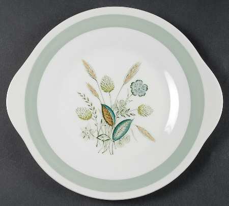Clovelly (Green Shaded Clover) Handled Cake Plate