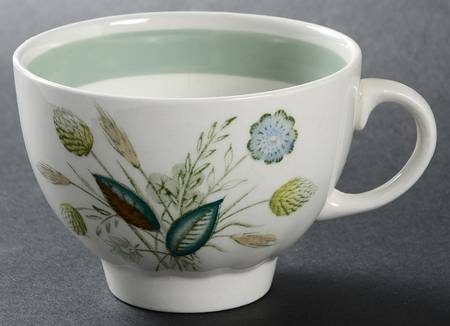 Clovelly (Green Shaded Clover) Flat Cup
