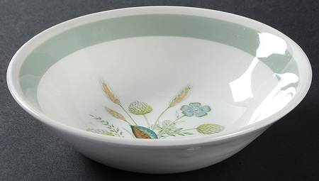 Clovelly (Green Shaded Clover) Coupe Cereal Bowl