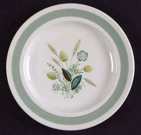Clovelly (Green Shaded Clover) Bread & Butter Plate