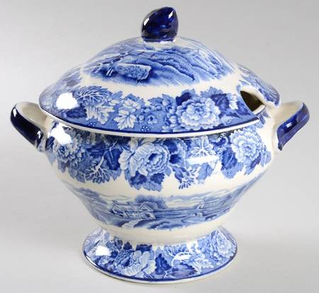 English Scenery Blue (Old Backstamp, Smooth) Sauce Boat & Lid