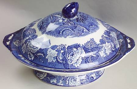 English Scenery Blue (Old Backstamp, Smooth) Round Covered Vegetable