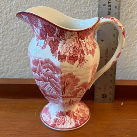 English Scenery Pink (Older, Smooth) 12 Oz Pitcher