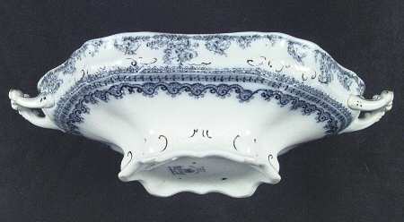Florence Oval Covered Vegetable