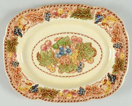 Hyde (Scalloped Edge) 10" Oval Serving Platter