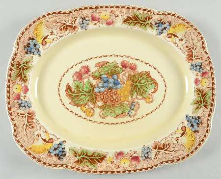 Hyde (Scalloped Edge) 14" Oval Serving Platter