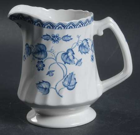 Nantucket Blue (Swirl Edge) Creamer