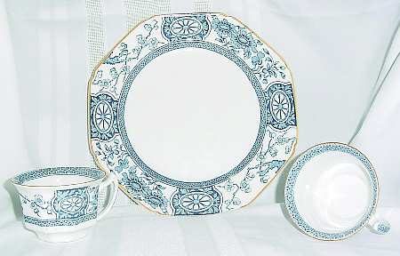 Rangoon (Gold Trim) by Wood &amp; Sons