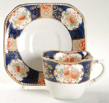 Royal Castle Flat Cup & Saucer Set
