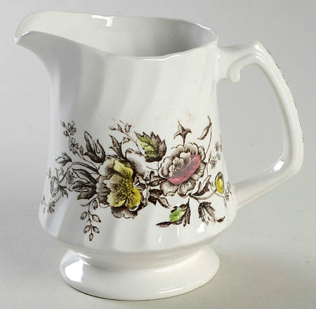 Summer Spray Creamer