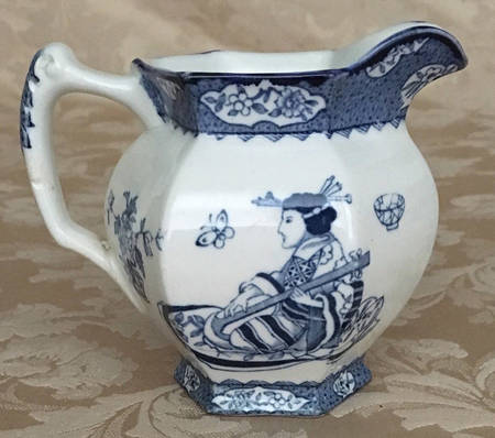 Tsing (Blue) Creamer