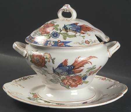 WOO1 Sauce Boat & Lid with Underplate