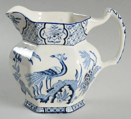 Yuan Blue and White (Older) 16 Oz Pitcher