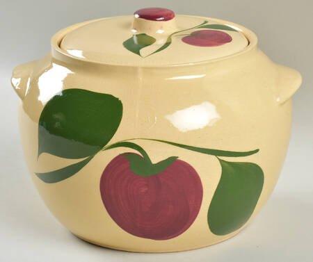 Apple Small Bean Pot & Lid