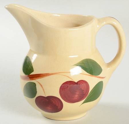 Apple 16 Oz Double Apple Pitcher