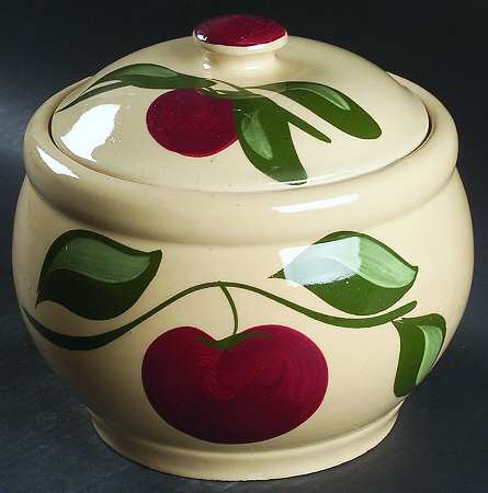 Apple Cookie Jar & Lid