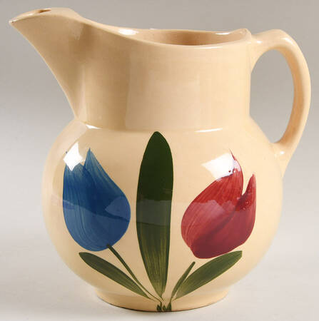 Tulip Ice Lipped Pitcher