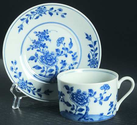 Hampton Flat Cup & Saucer Set by Winterthur