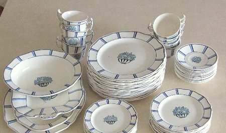 AK6487 Flat Cup & Saucer Set