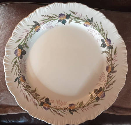 Clover Border 12" Chop Plate (Round Platter)