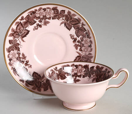 Bramble Footed Cup & Saucer Set