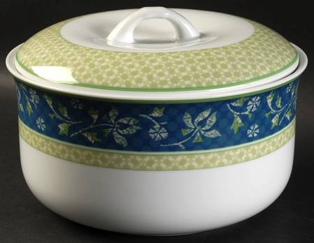 Alpine (New, 1997) 2 Qt Round Covered Casserole