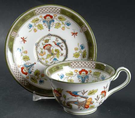 Altona Flat Cup & Saucer Set