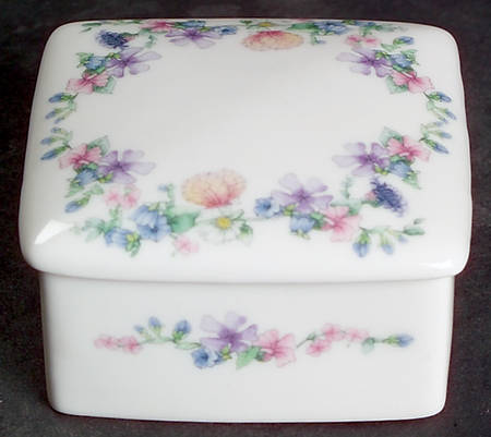 Angela Square Box & Lid