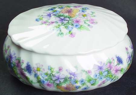 Angela Oval Box & Lid