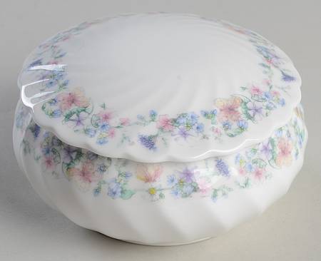 Angela 3" Round Box & Lid