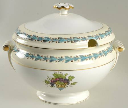 Appledore Tureen & Lid