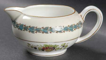 Appledore 146 Shape Creamer