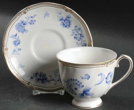 Ashbury Footed Cup & Saucer Set